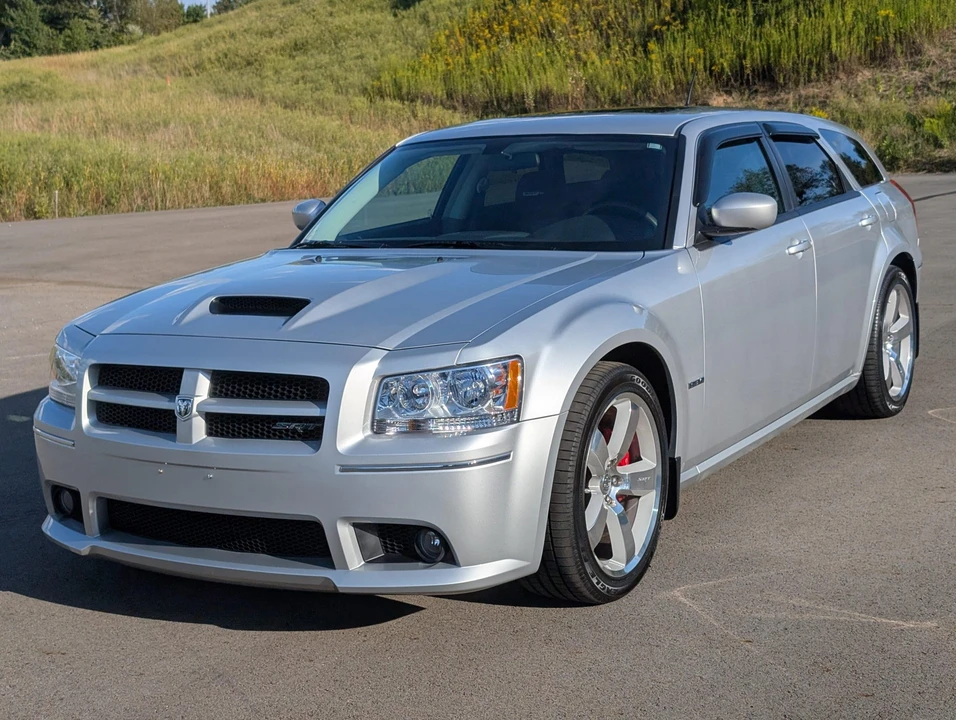 2008 Dodge Magnum SRT8 2nd Gen - Image 12 of 31