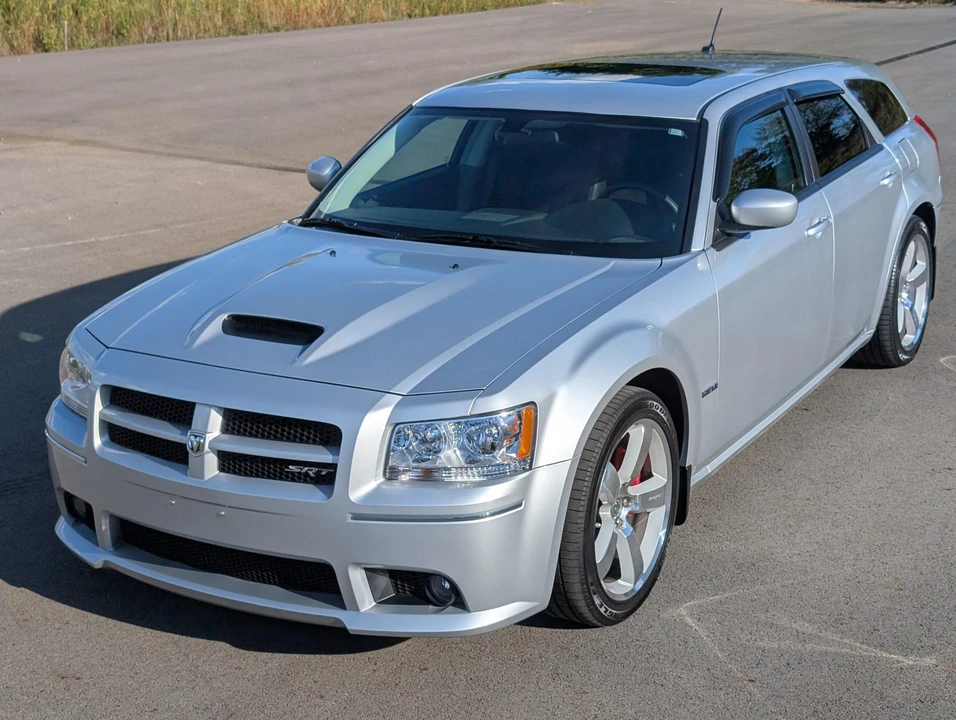 2008 Dodge Magnum SRT8 2nd Gen - Image 14 of 31