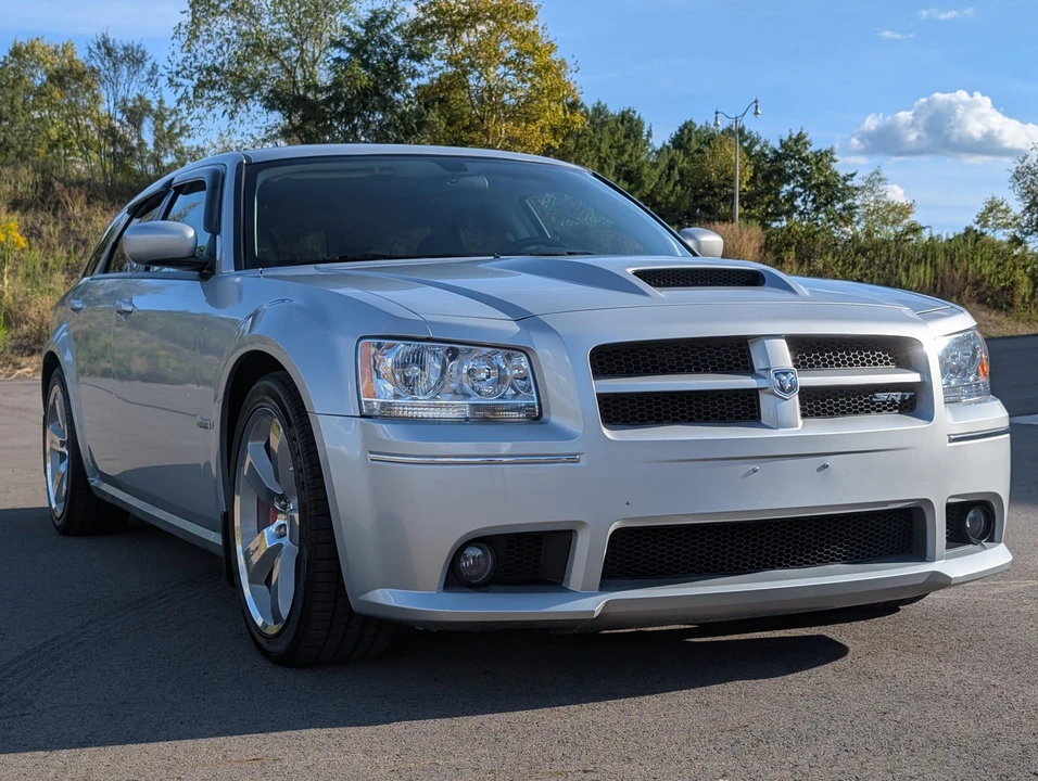2008 Dodge Magnum SRT8 2nd Gen - Image 5 of 31