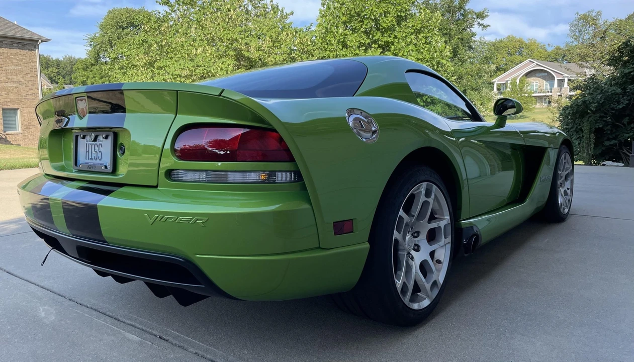 2008 Dodge Viper 4th Gen - Image 14 of 31