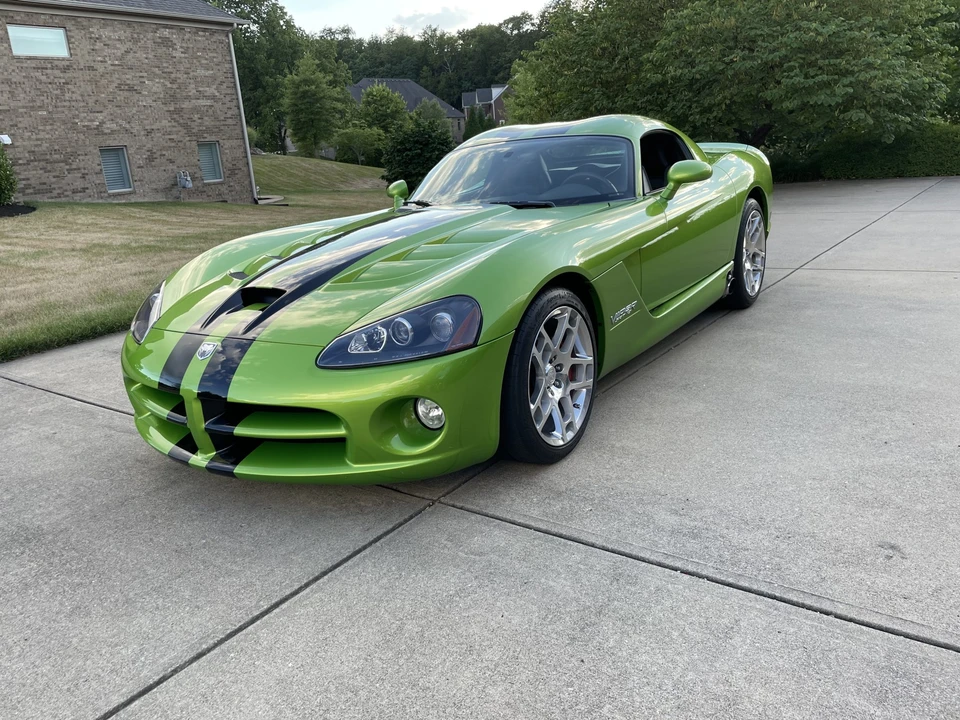 2008 Dodge Viper 4th Gen - Image 2 of 31