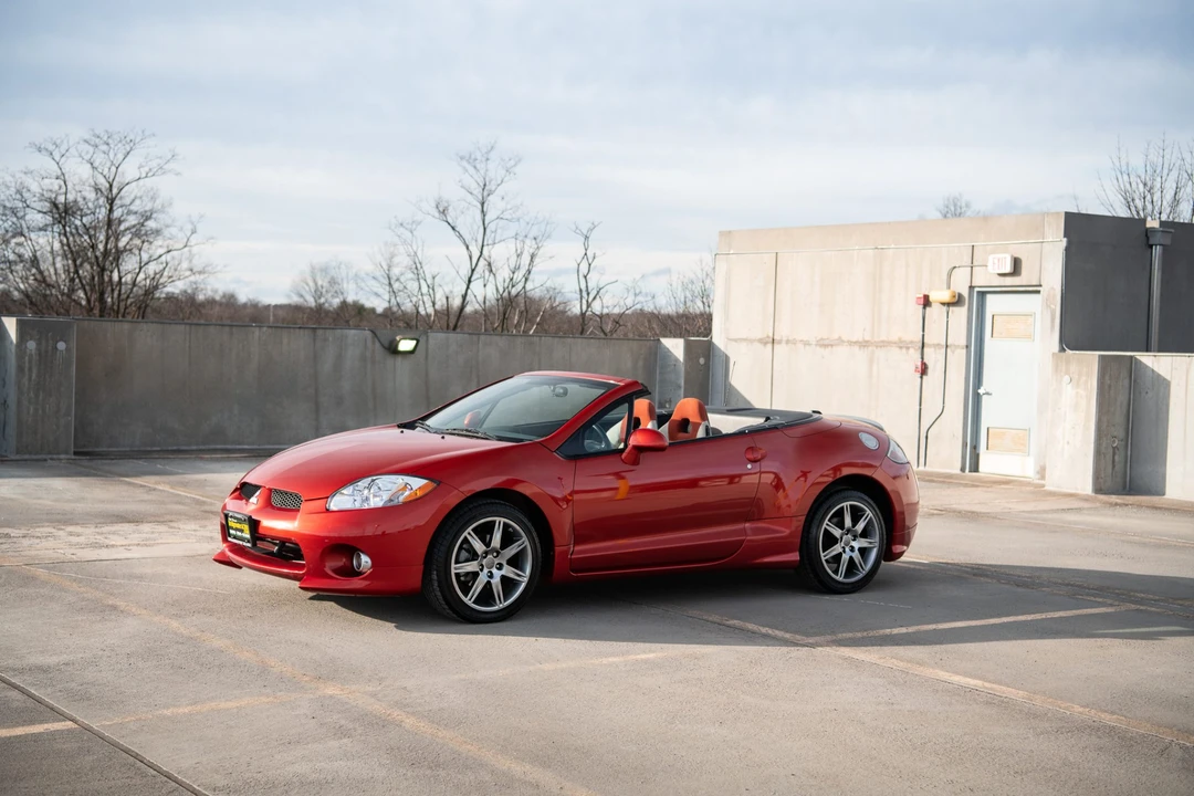 2008 Mitsubishi Eclipse 4th Gen - Image 2 of 31