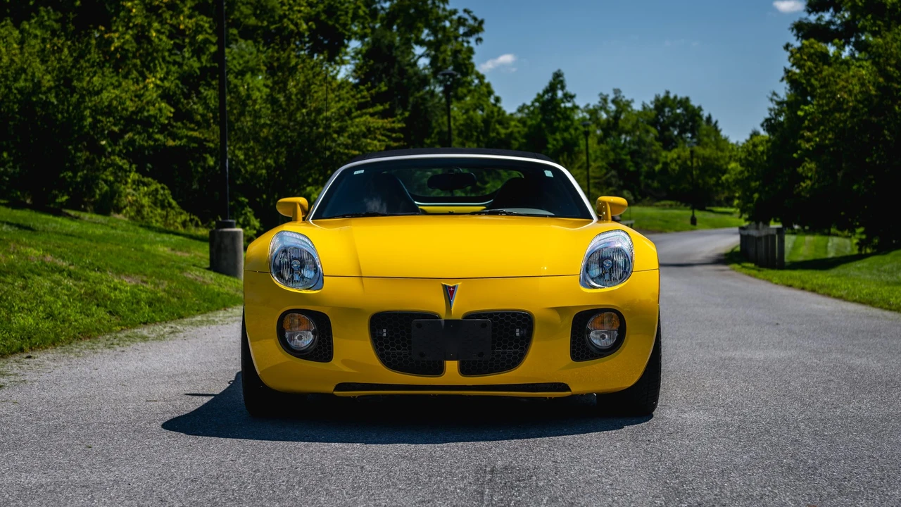 2008 Pontiac Solstice GXP - Image 14 of 31