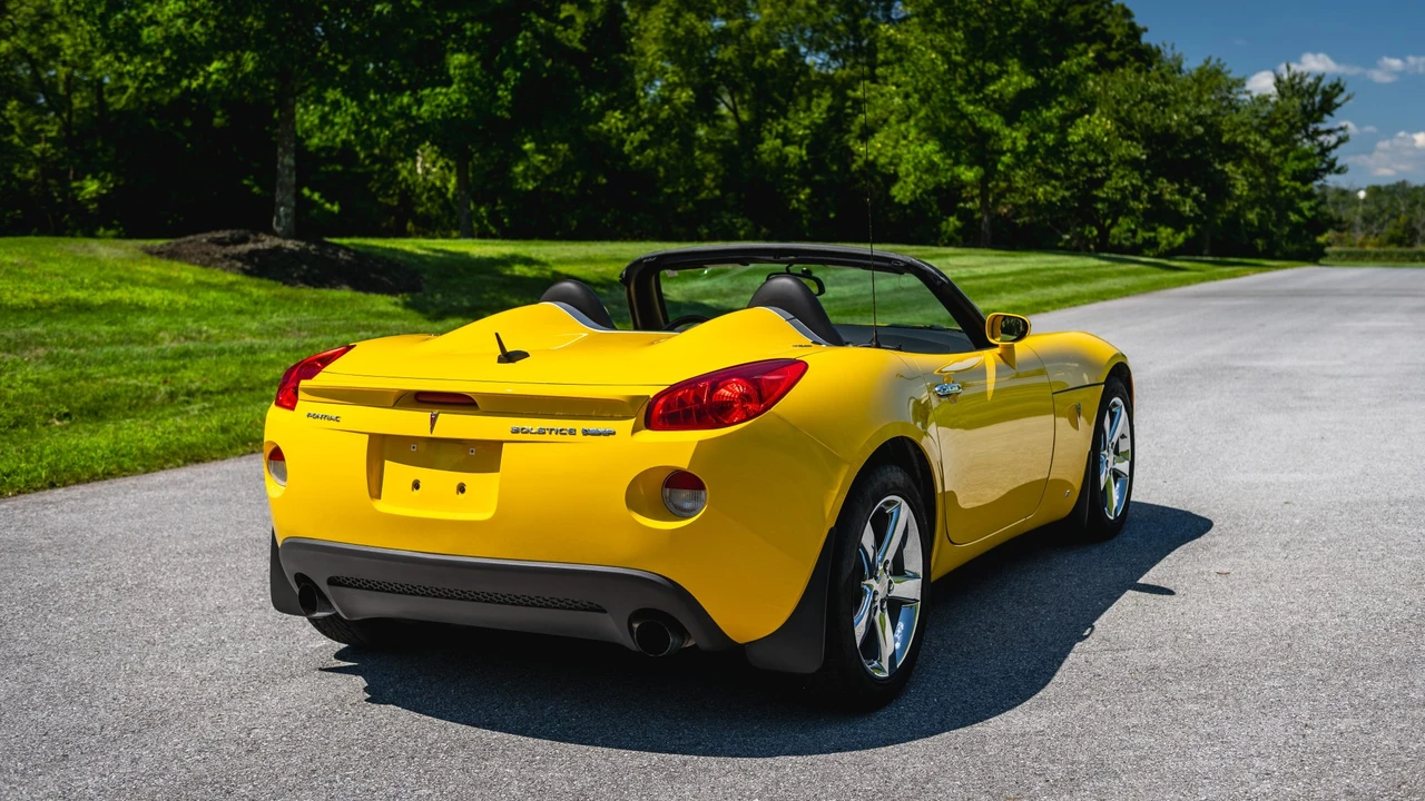 2008 Pontiac Solstice GXP - Image 29 of 31