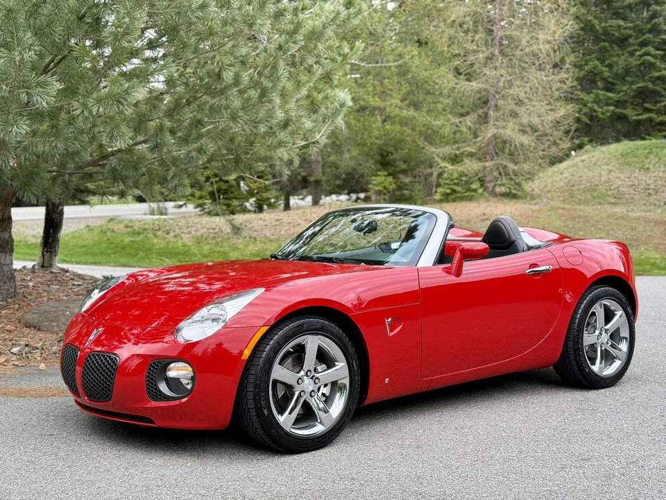 2008 Pontiac Solstice GXP - Image 12 of 31