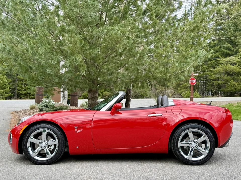 2008 Pontiac Solstice GXP - Image 11 of 31