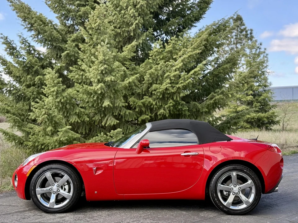 2008 Pontiac Solstice GXP - Image 17 of 31