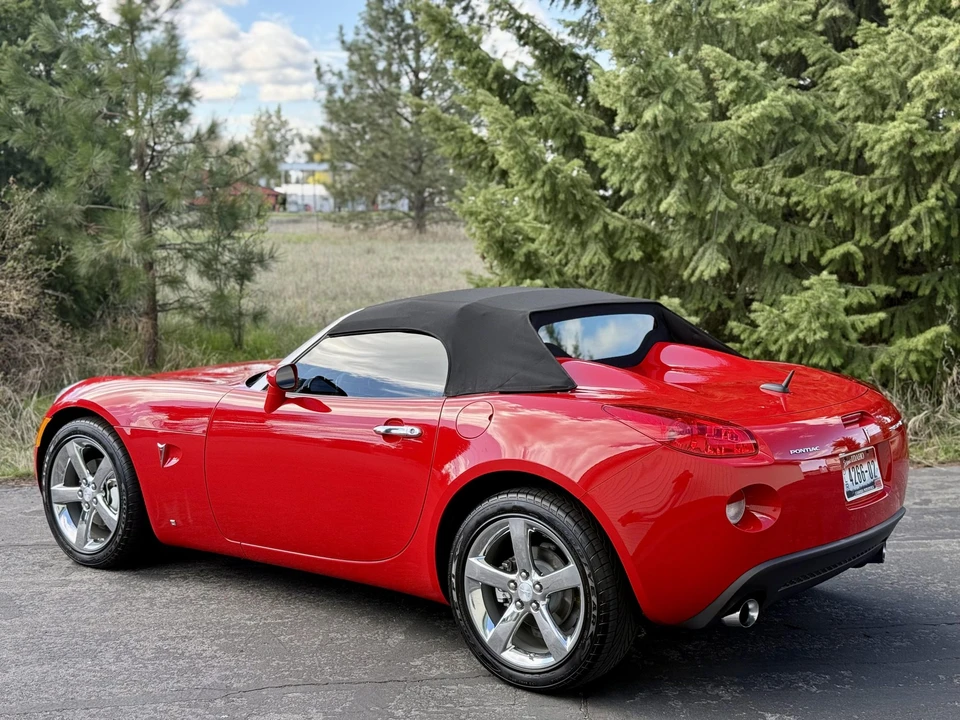 2008 Pontiac Solstice GXP - Image 16 of 31