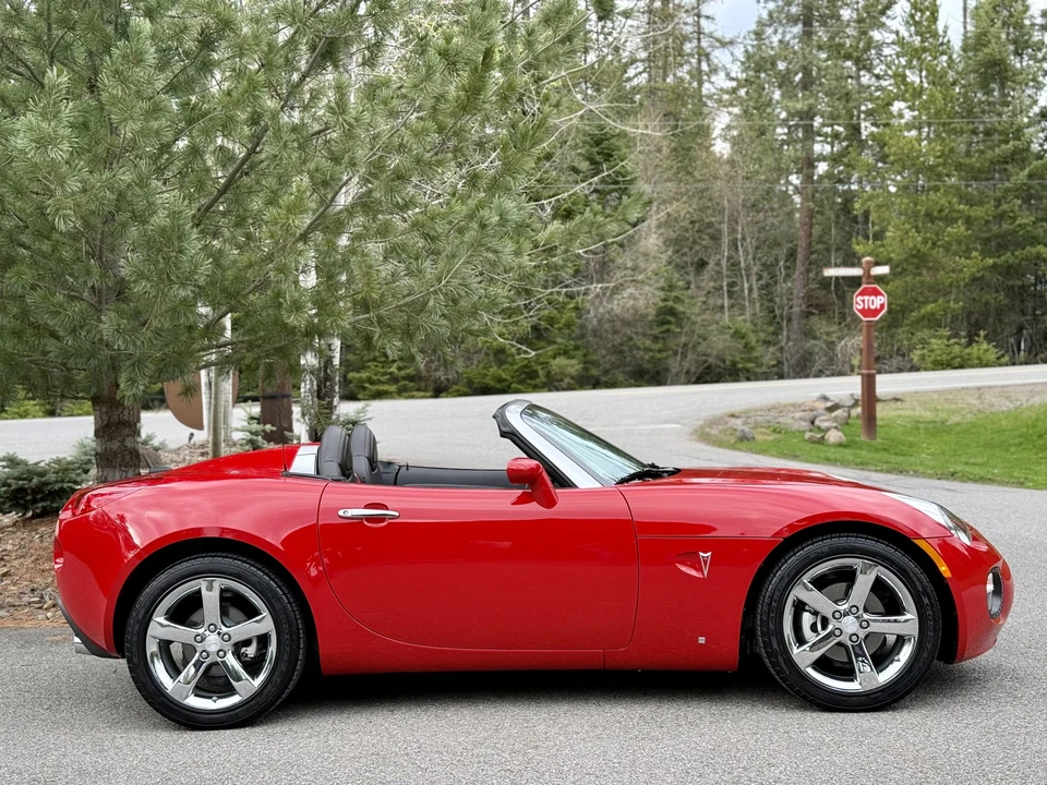 2008 Pontiac Solstice GXP - Image 7 of 31