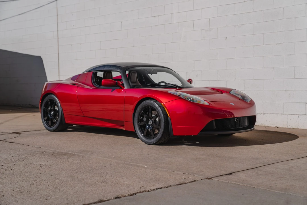 2008 Tesla Roadster - Image 2 of 31
