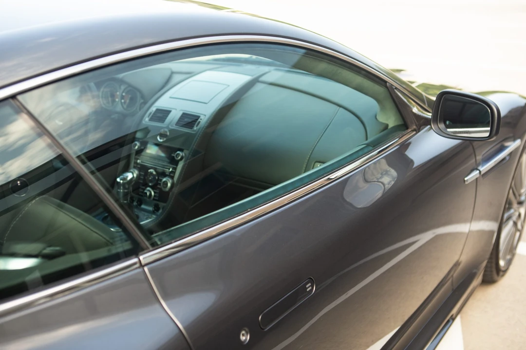 2009 Aston Martin DBS (2008-2012) - Image 19 of 31