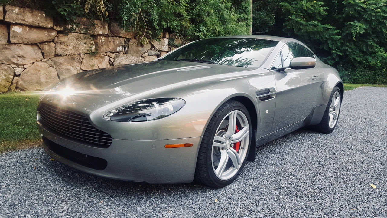 2009 Aston Martin V8 Vantage (2006-2017) - Image 6 of 31