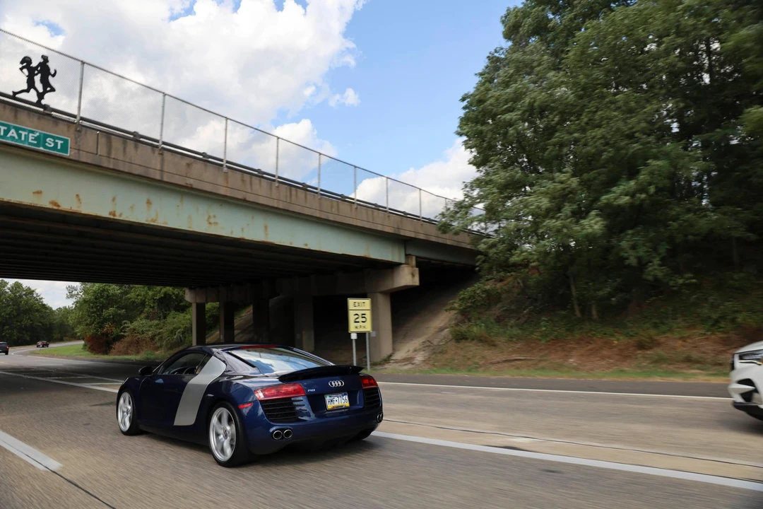 2009 Audi 42 R8 - Image 23 of 31