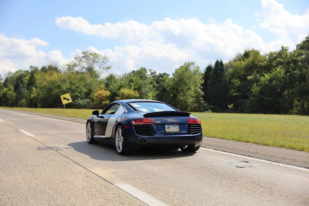 2009 Audi 42 R8 - Image 27 of 31