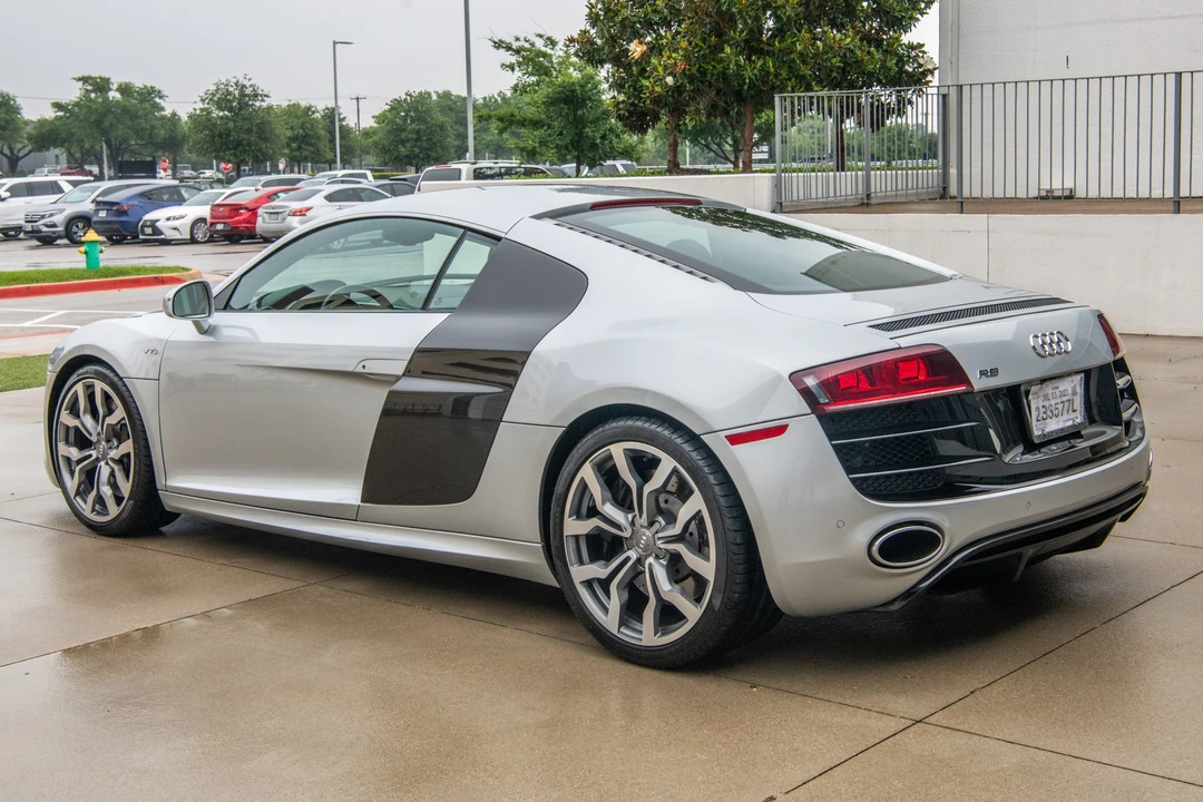 2009 Audi 42 R8 - Image 8 of 31