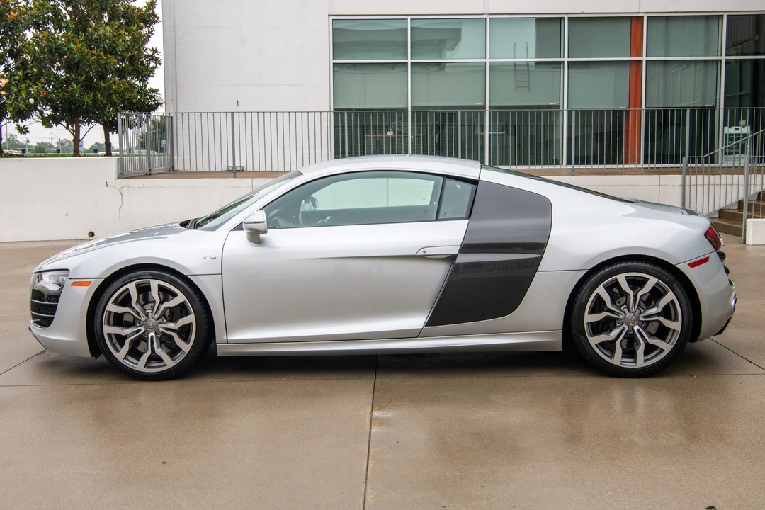 2009 Audi 42 R8 - Image 9 of 31