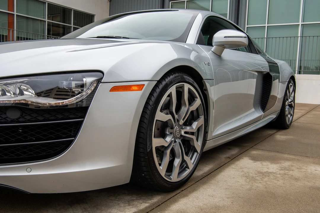 2009 Audi 42 R8 - Image 11 of 31