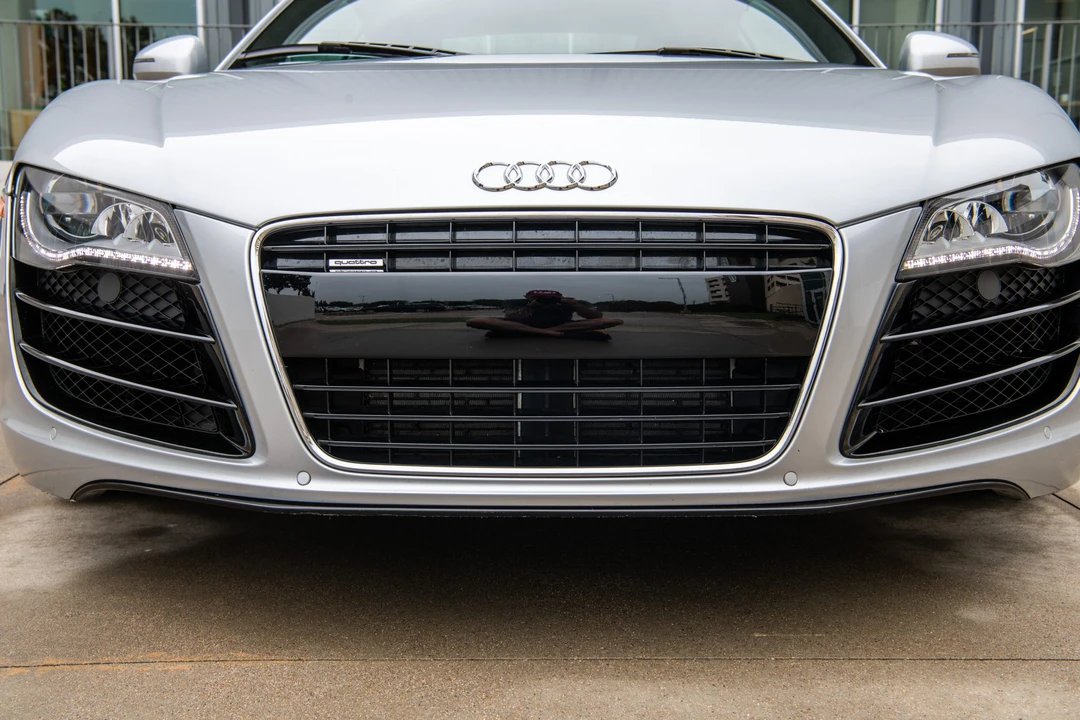 2009 Audi 42 R8 - Image 12 of 31