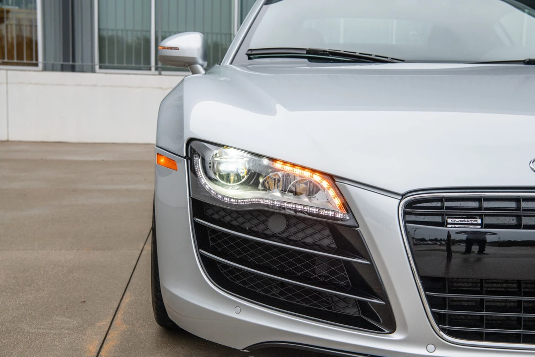 2009 Audi 42 R8 - Image 17 of 31