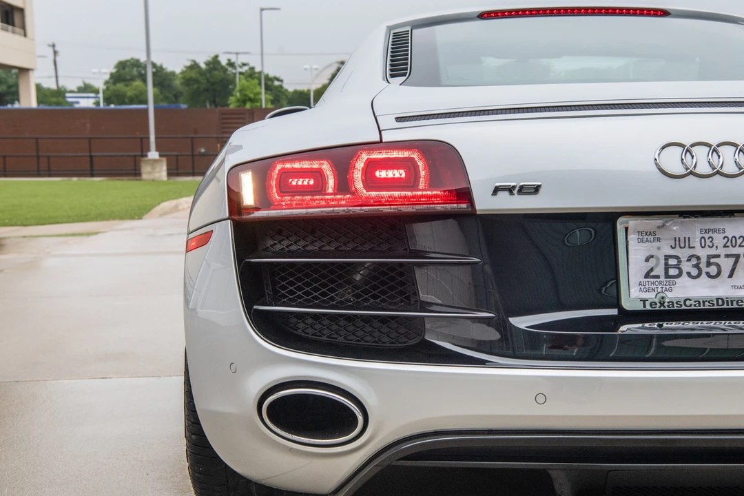 2009 Audi 42 R8 - Image 19 of 31