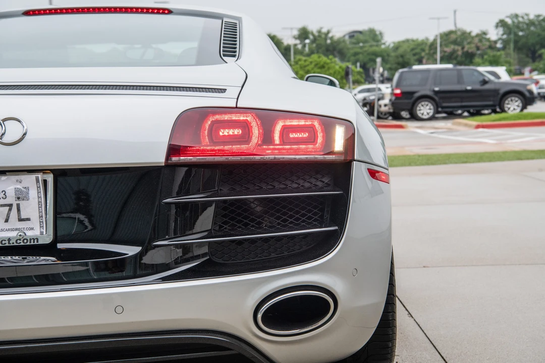 2009 Audi 42 R8 - Image 20 of 31