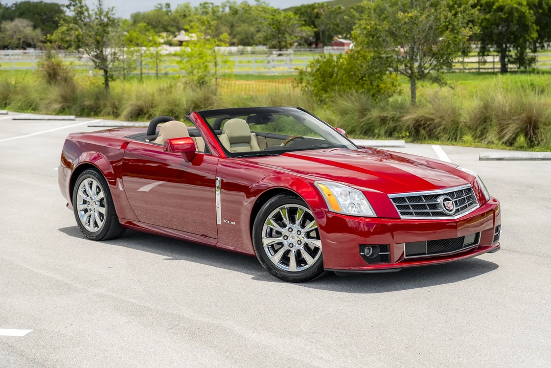 2009 Cadillac XLR - Image 6 of 31