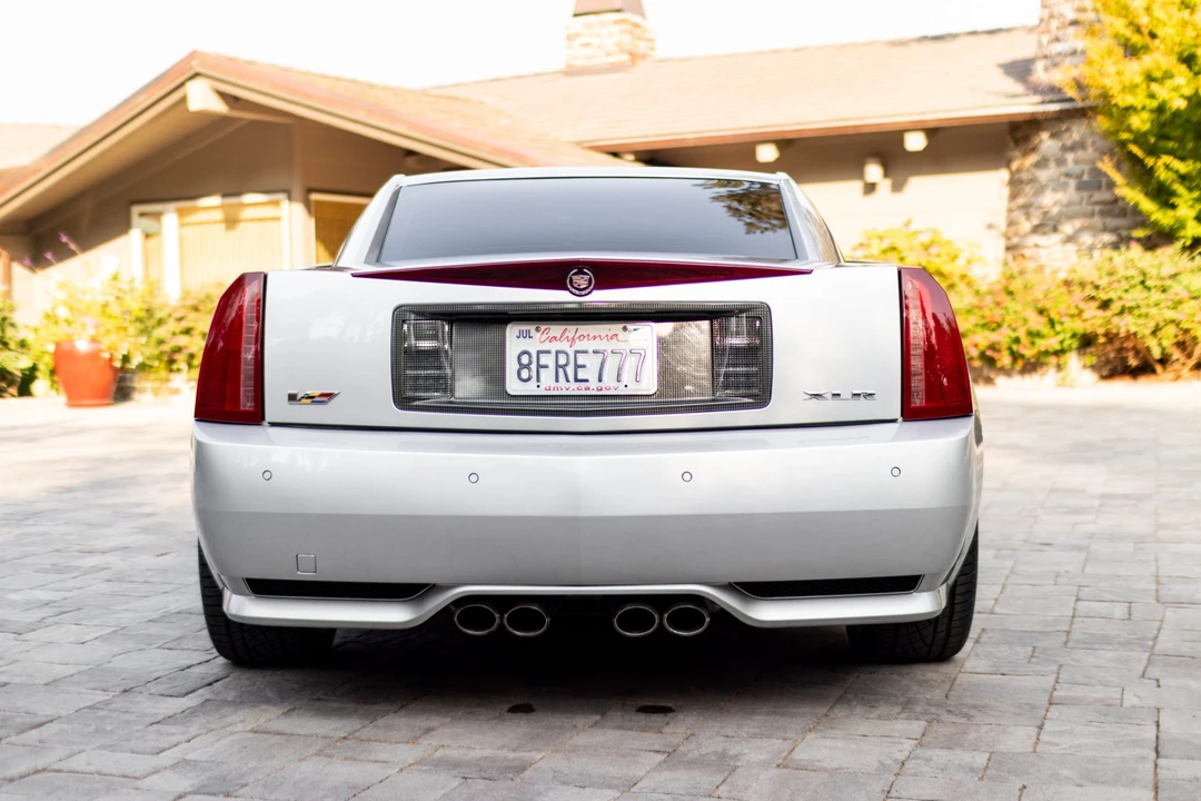 2009 Cadillac XLR-V - Image 9 of 31