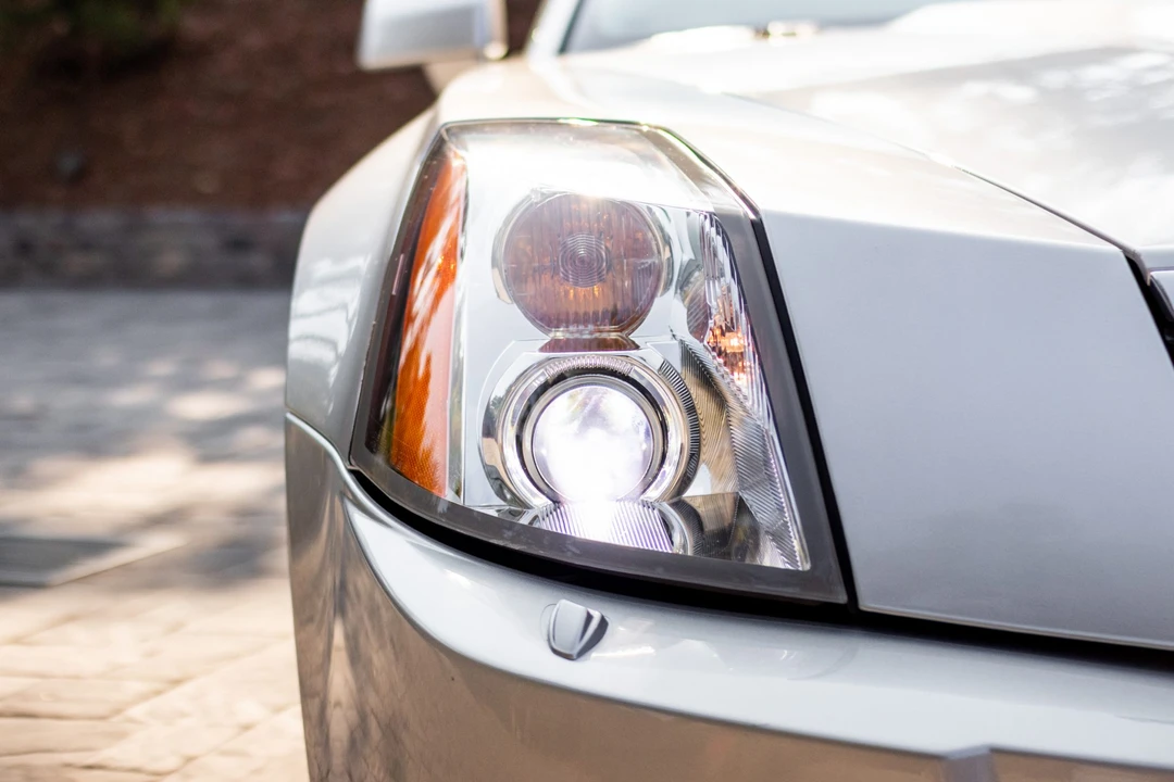 2009 Cadillac XLR-V - Image 21 of 31