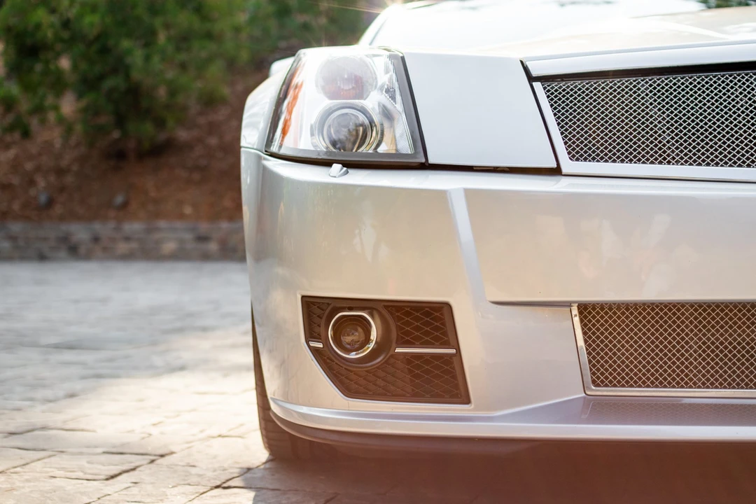 2009 Cadillac XLR-V - Image 18 of 31