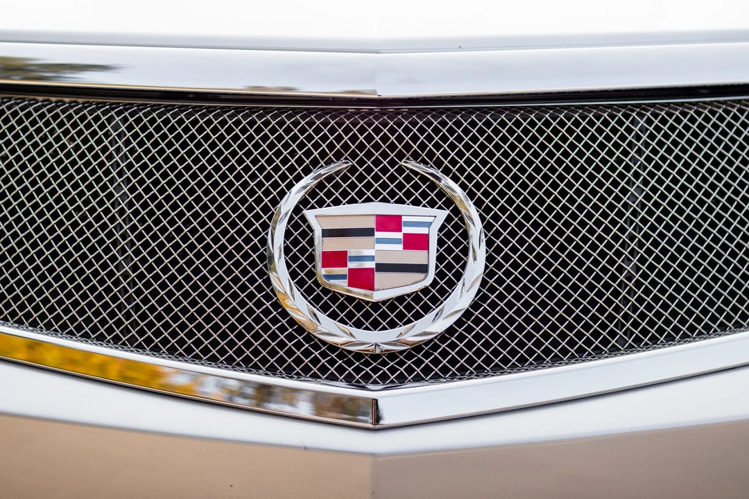 2009 Cadillac XLR-V - Image 20 of 31