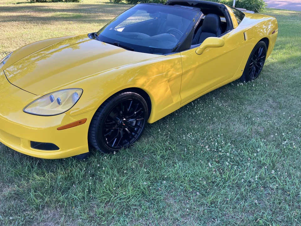2009 Chevrolet Corvette C6 - Image 18 of 31