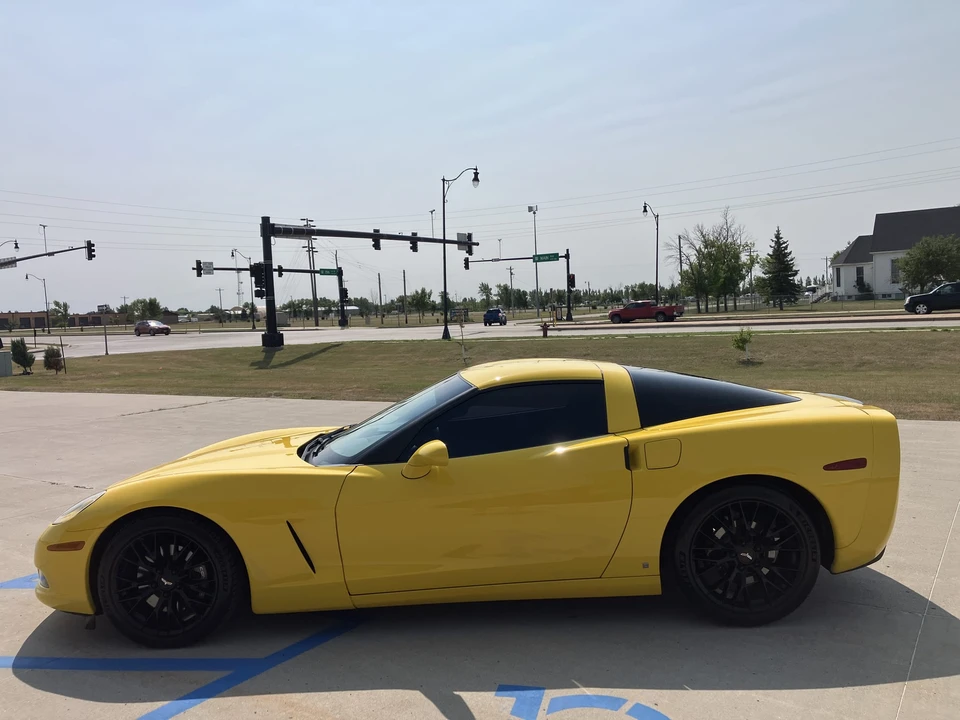 2009 Chevrolet Corvette C6 - Image 15 of 31