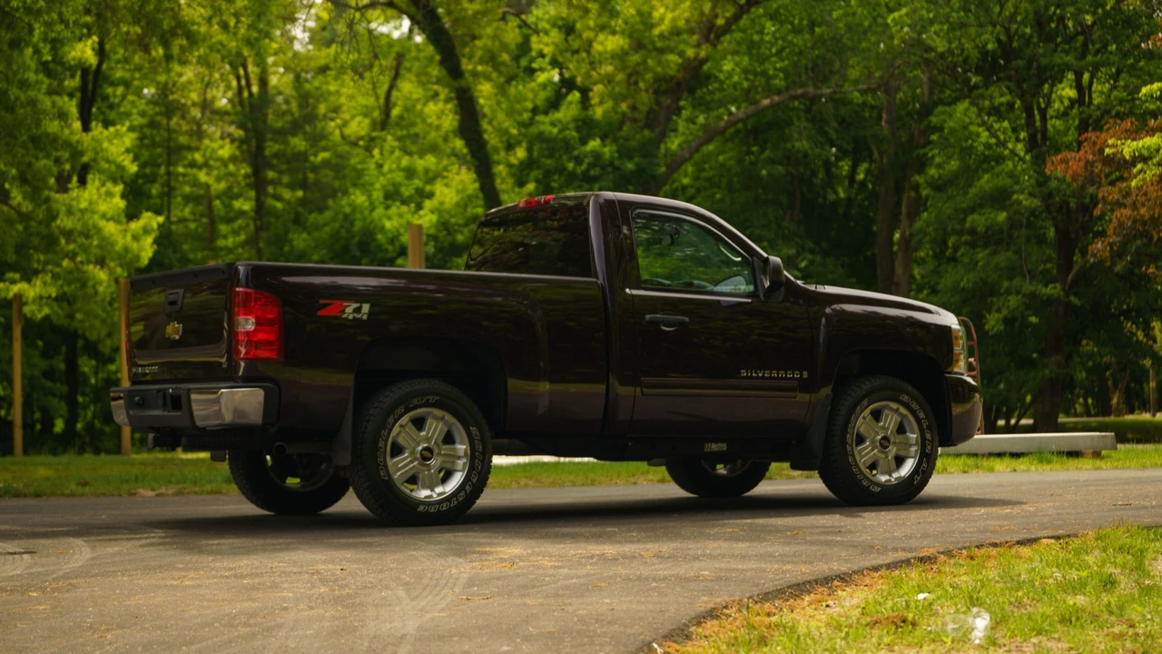 2009 Chevrolet Silverado 2nd Gen - Image 9 of 31