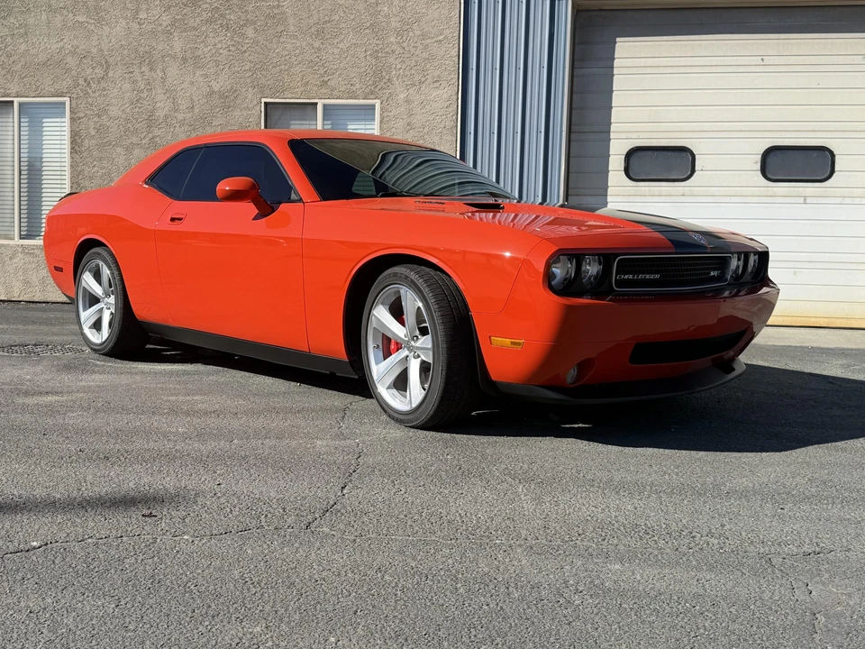 2009 Dodge Challenger SRT8 & 392 3rd Gen - Image 4 of 31