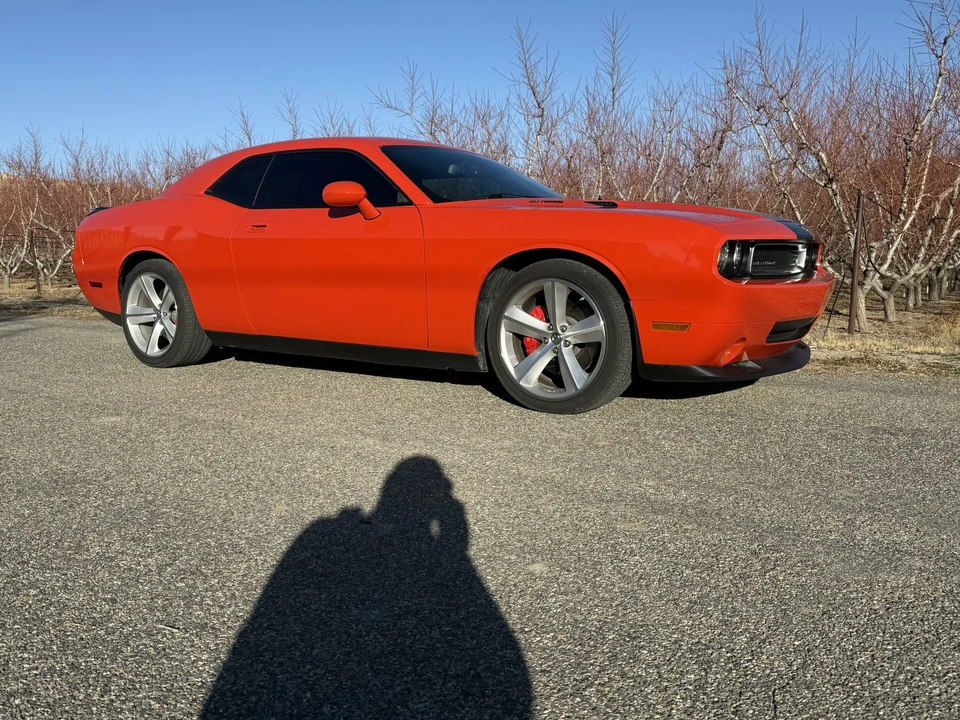 2009 Dodge Challenger SRT8 & 392 3rd Gen - Image 5 of 31