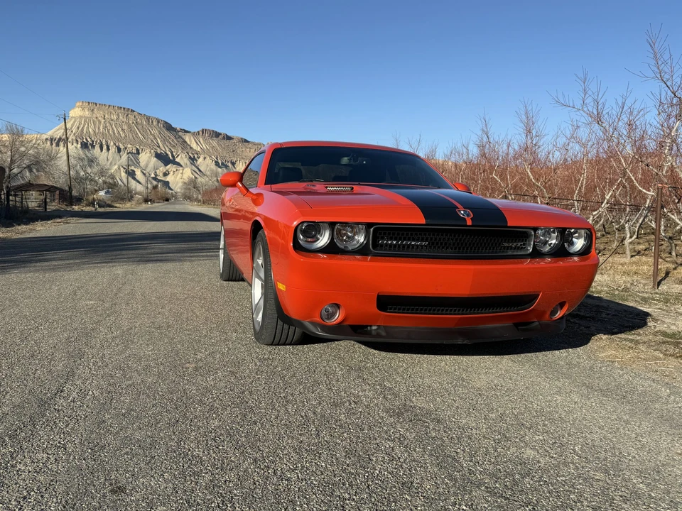 2009 Dodge Challenger SRT8 & 392 3rd Gen - Image 2 of 31