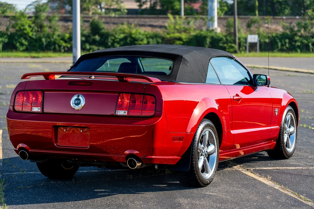 2009 Ford S197 Mustang GT - Image 19 of 31