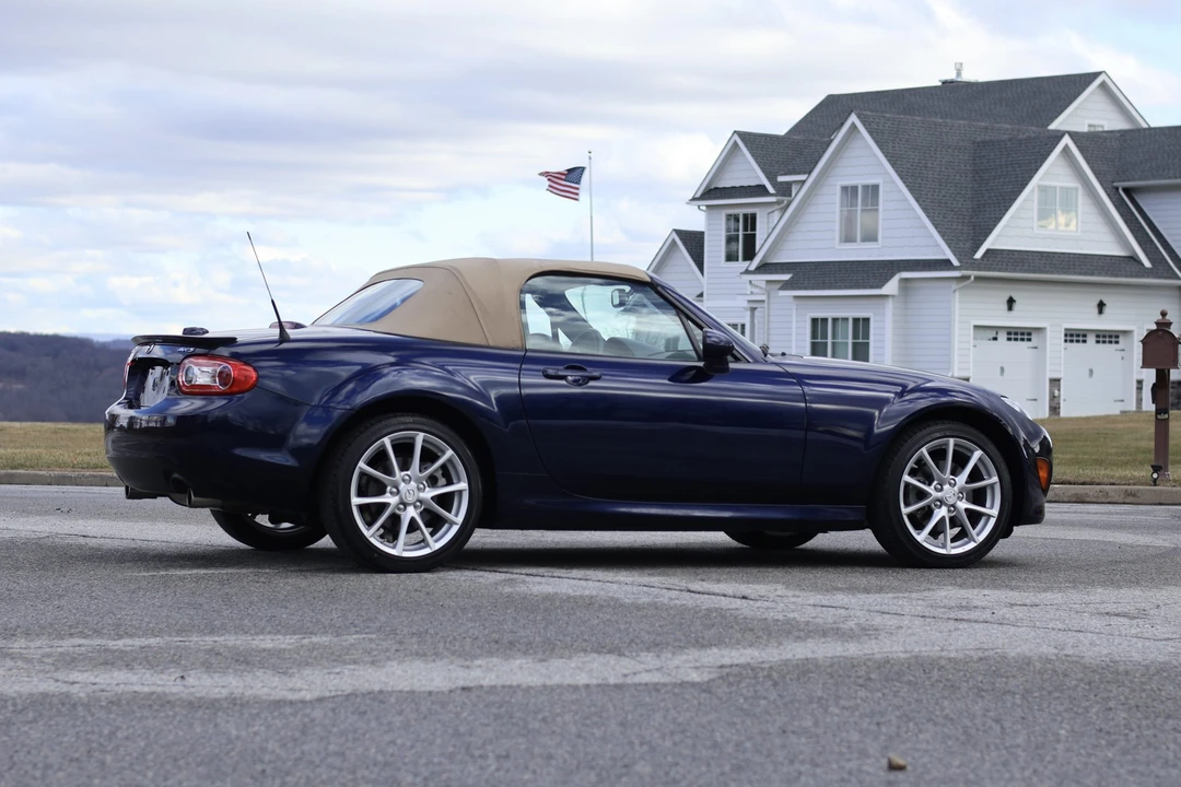 2009 Mazda NC MX-5 Miata - Image 27 of 31