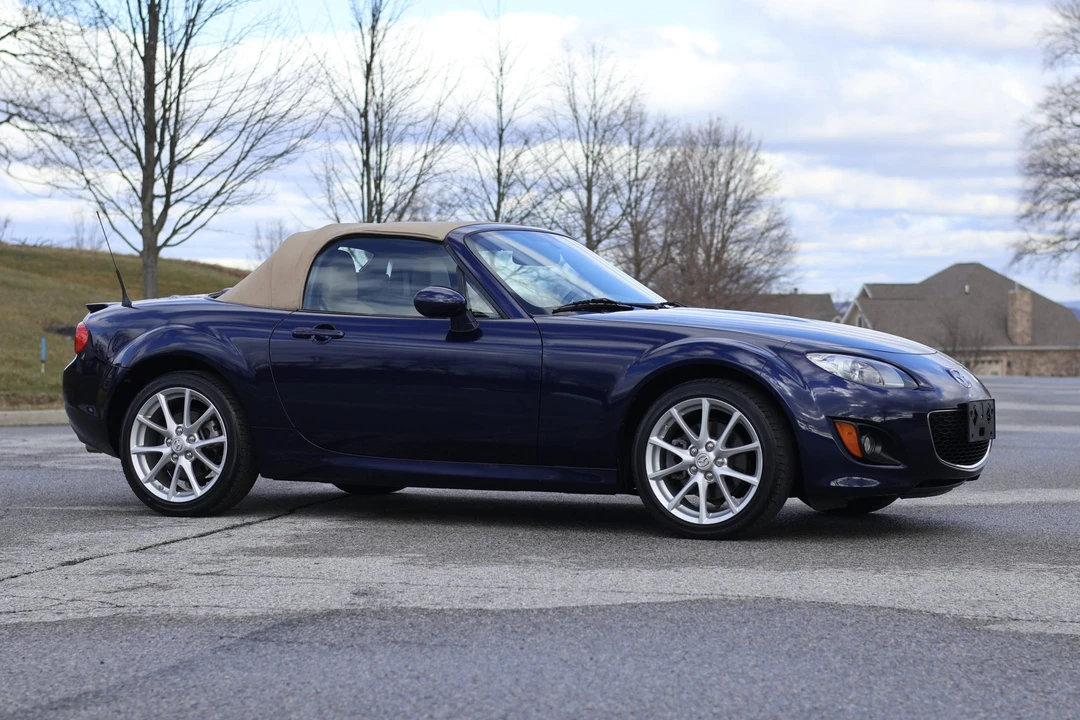 2009 Mazda NC MX-5 Miata - Image 25 of 31
