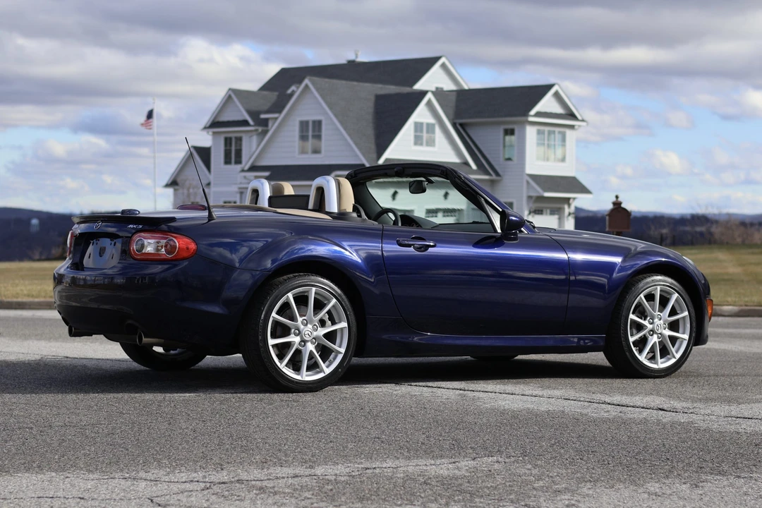 2009 Mazda NC MX-5 Miata - Image 11 of 31