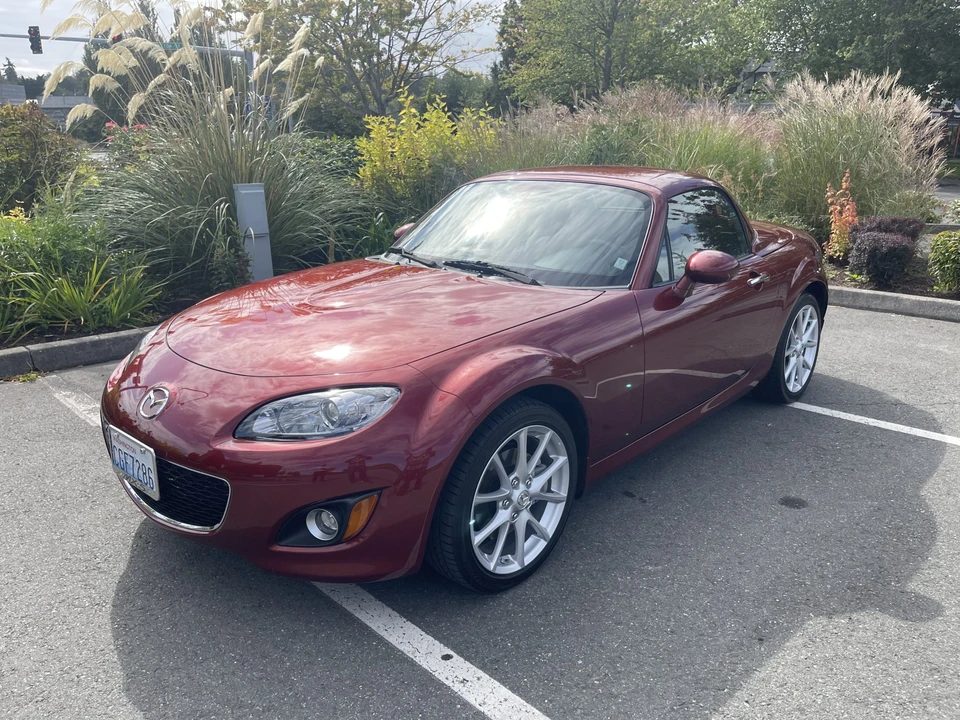 2009 Mazda NC MX-5 Miata - Image 2 of 31