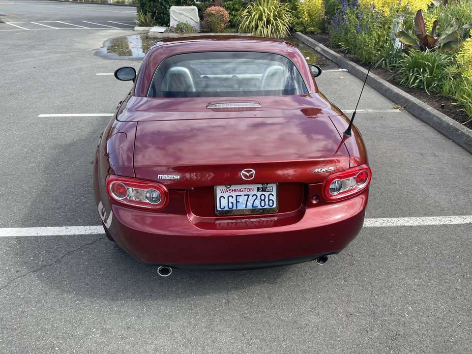 2009 Mazda NC MX-5 Miata - Image 16 of 31