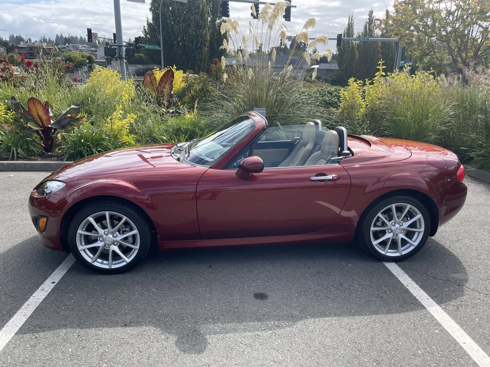 2009 Mazda NC MX-5 Miata - Image 21 of 31