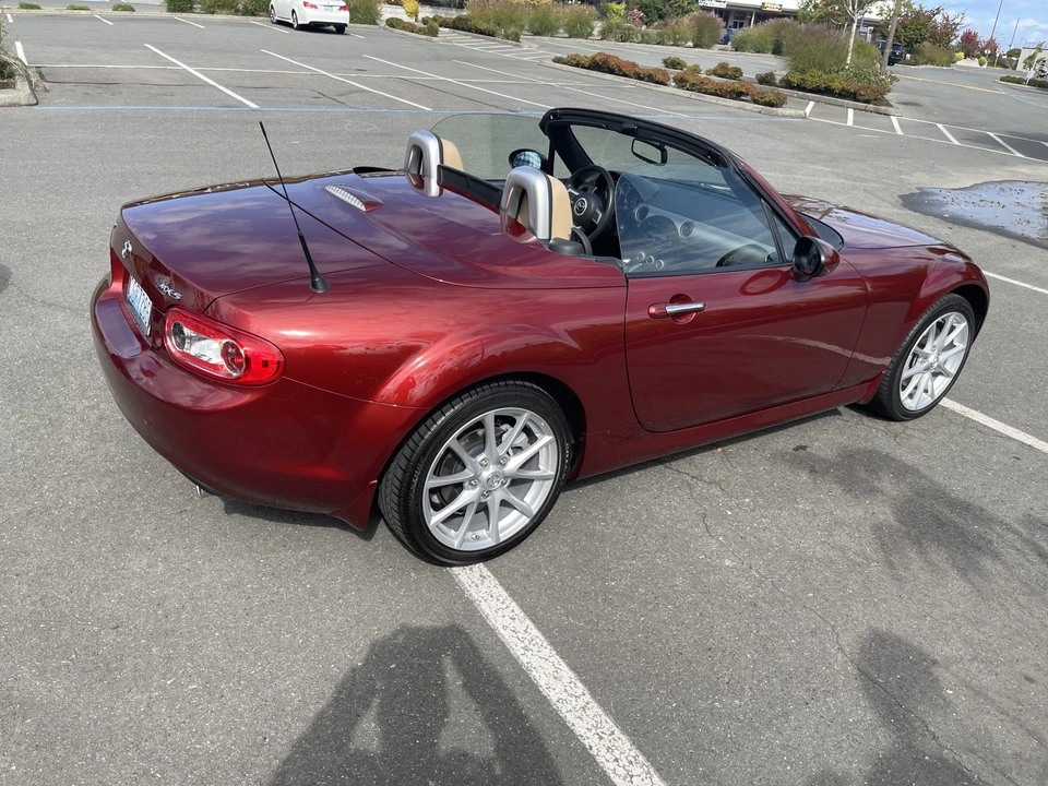2009 Mazda NC MX-5 Miata - Image 11 of 31