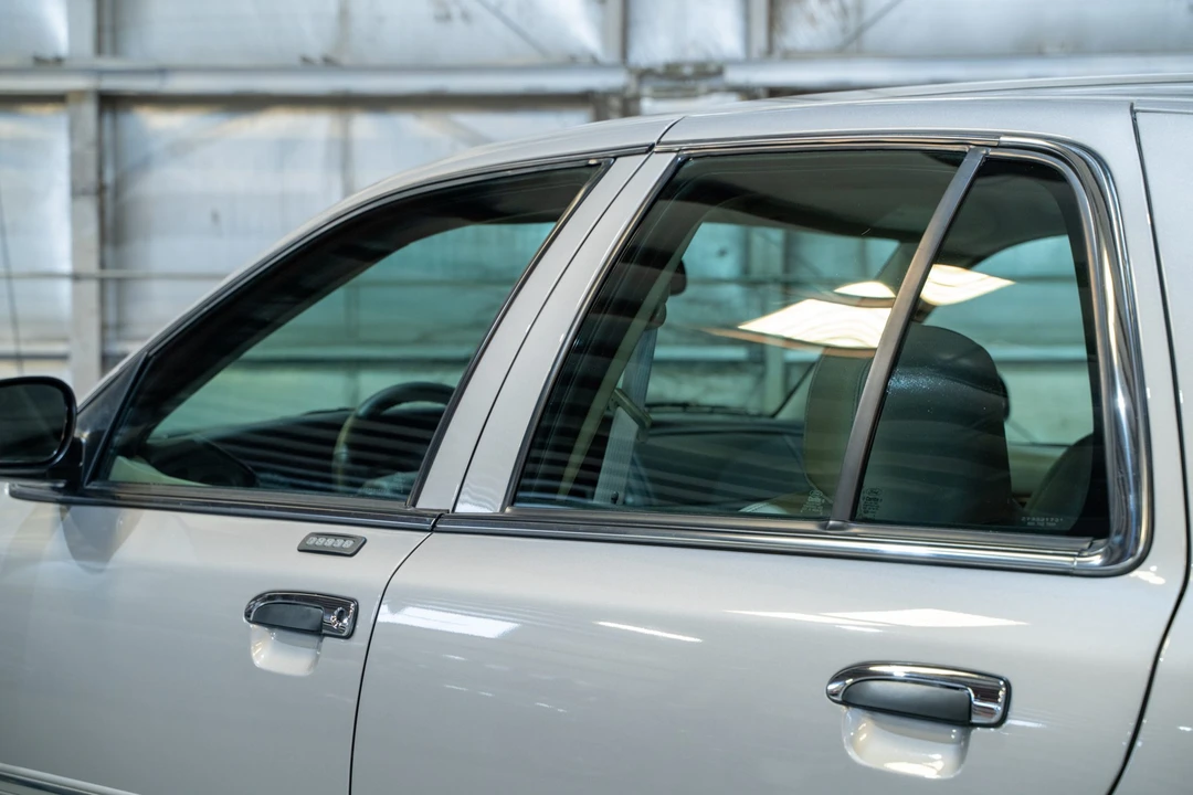 2009 Mercury Grand Marquis - Image 18 of 31
