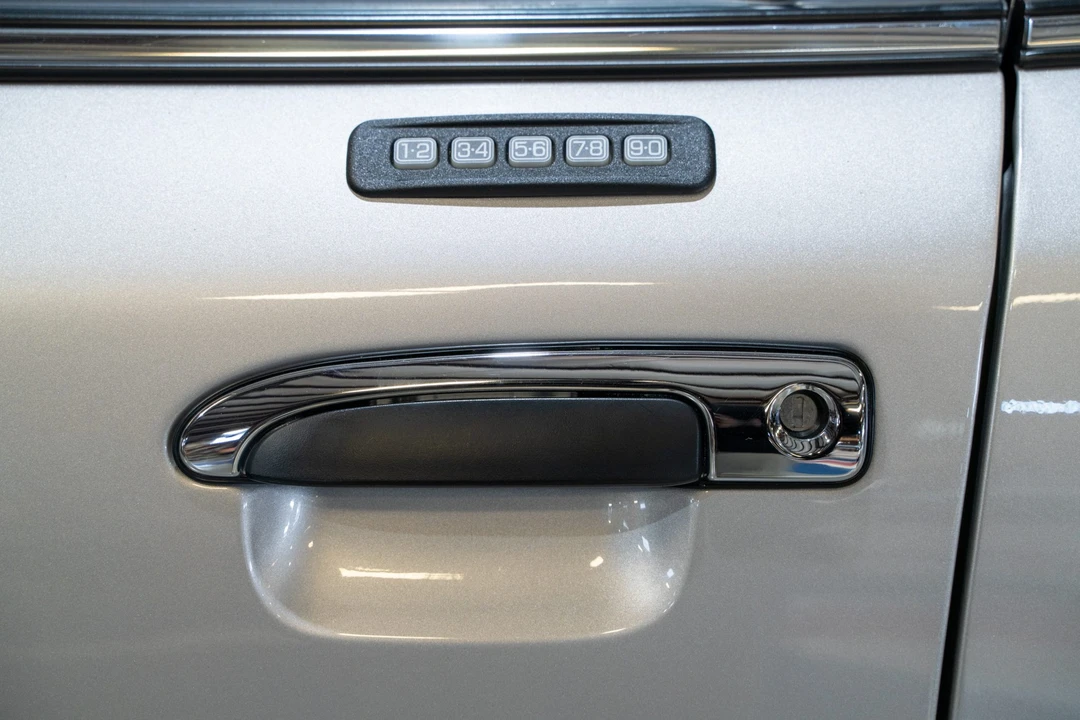 2009 Mercury Grand Marquis - Image 17 of 31
