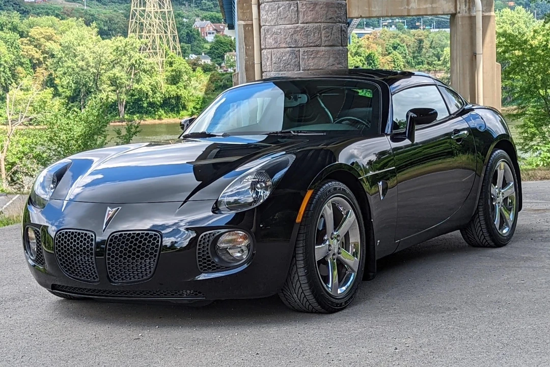 2009 Pontiac Solstice GXP - Image 4 of 31