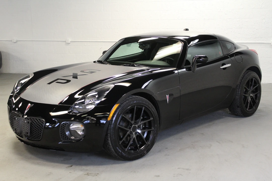 2009 Pontiac Solstice GXP - Image 2 of 31
