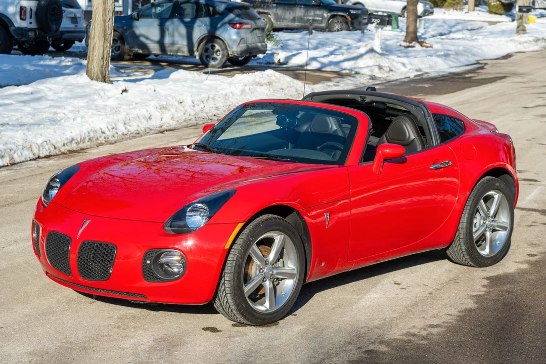 2009 Pontiac Solstice GXP - Image 14 of 31