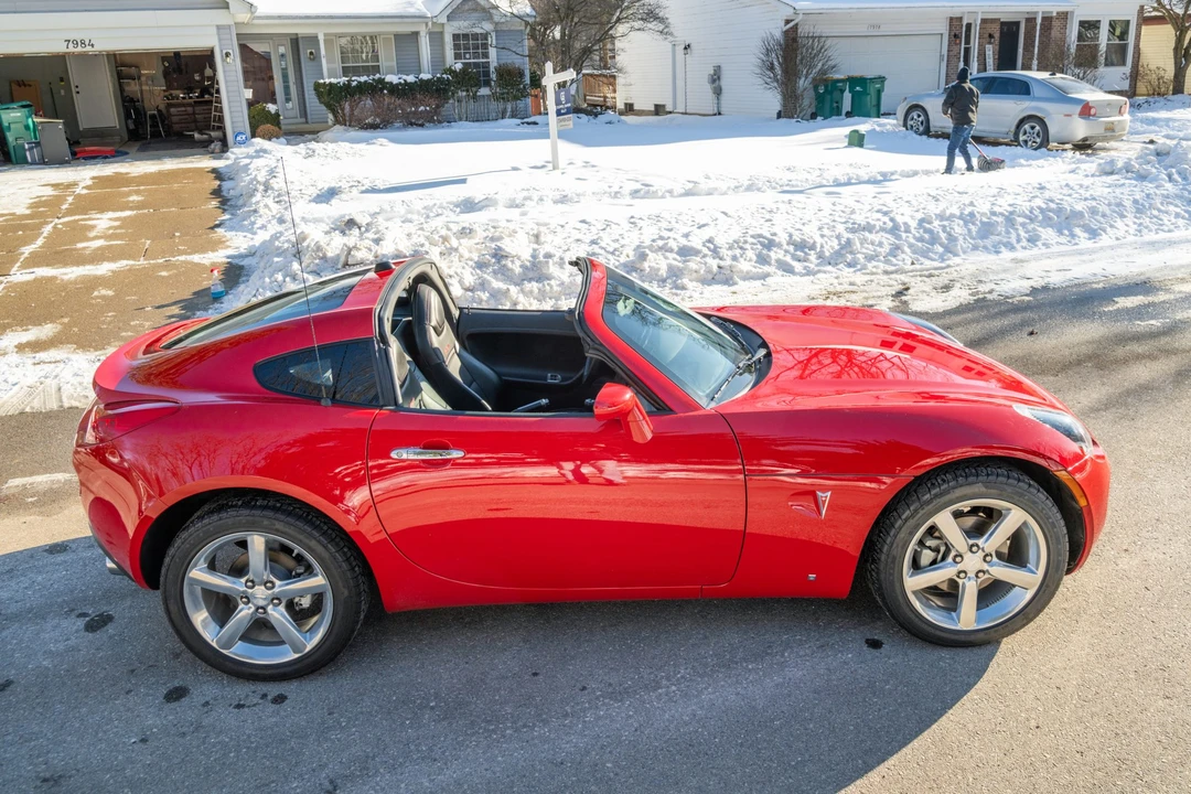 2009 Pontiac Solstice GXP - Image 22 of 31